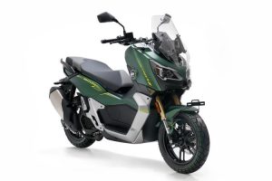 QJMotor Rilis Fort 180: Skutik Untuk Petualang Baru