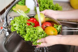 Cara Mencuci Sayur Dengan Cuka Putih Untuk Hilangkan Pestisida