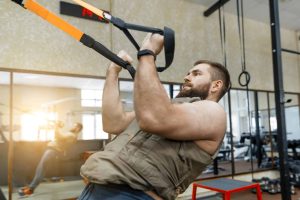 Trend “Weighted Vest”: Apakah Aman Untuk Sendi Anda?