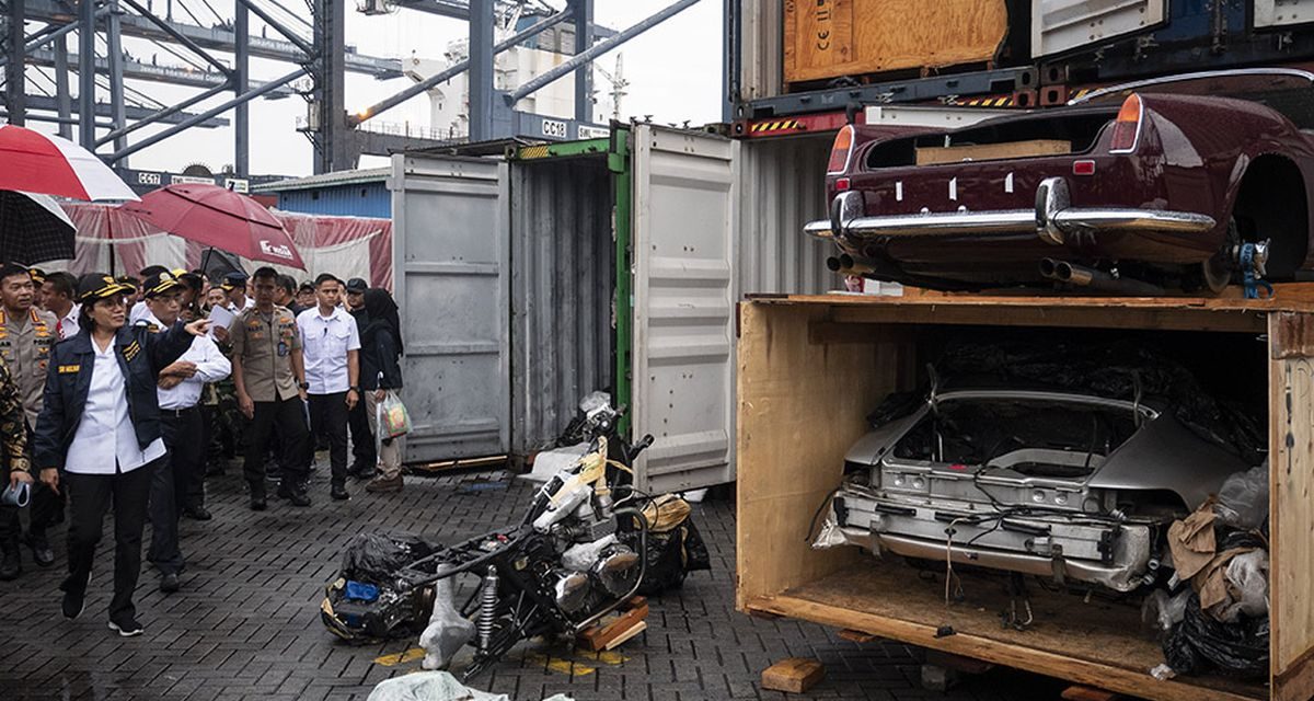 Bea Cukai Gagalkan Penyelundupan Ratusan Kendaraan Mewah
