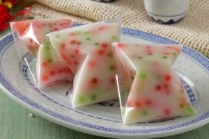 Kue Cantik Manis Betawi Dari Pasar Kini Eksis Di Kafe Modern