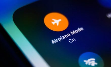 Alasan Aktifkan Airplane Mode Bisa Percepat Pengisian Daya HP