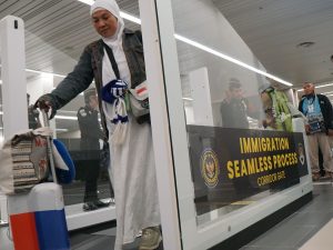 Imigrasi Soekarno-Hatta Pakai SCG Untuk Layanan Haji Kilat
