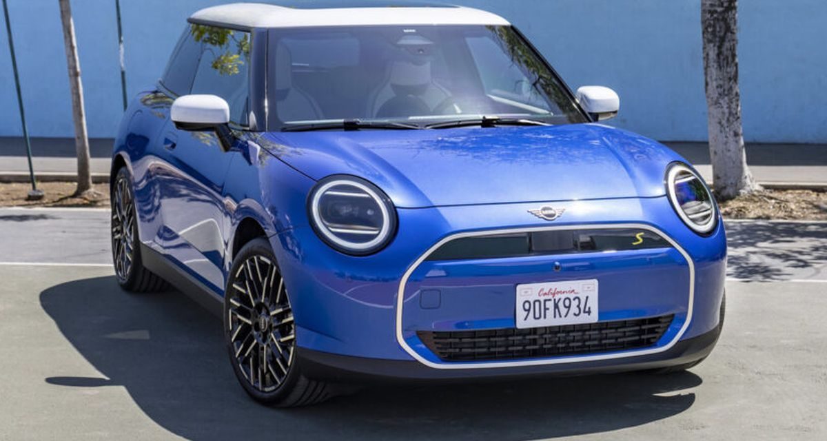 MINI Cooper EV Generasi Baru Resmi Bisa Dipesan Di Indonesia