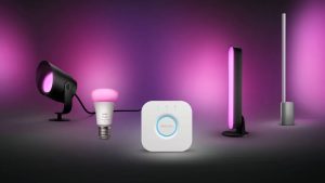 Philips Hue Essential Rilis Seri Hemat Energi Berteknologi Matter