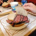 Uniknya Pastrami On Rye New York Yang Dagingnya Meleleh