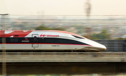 Kereta Cepat Whoosh Layani Jutaan Penumpang Di 350 Km/Jam
