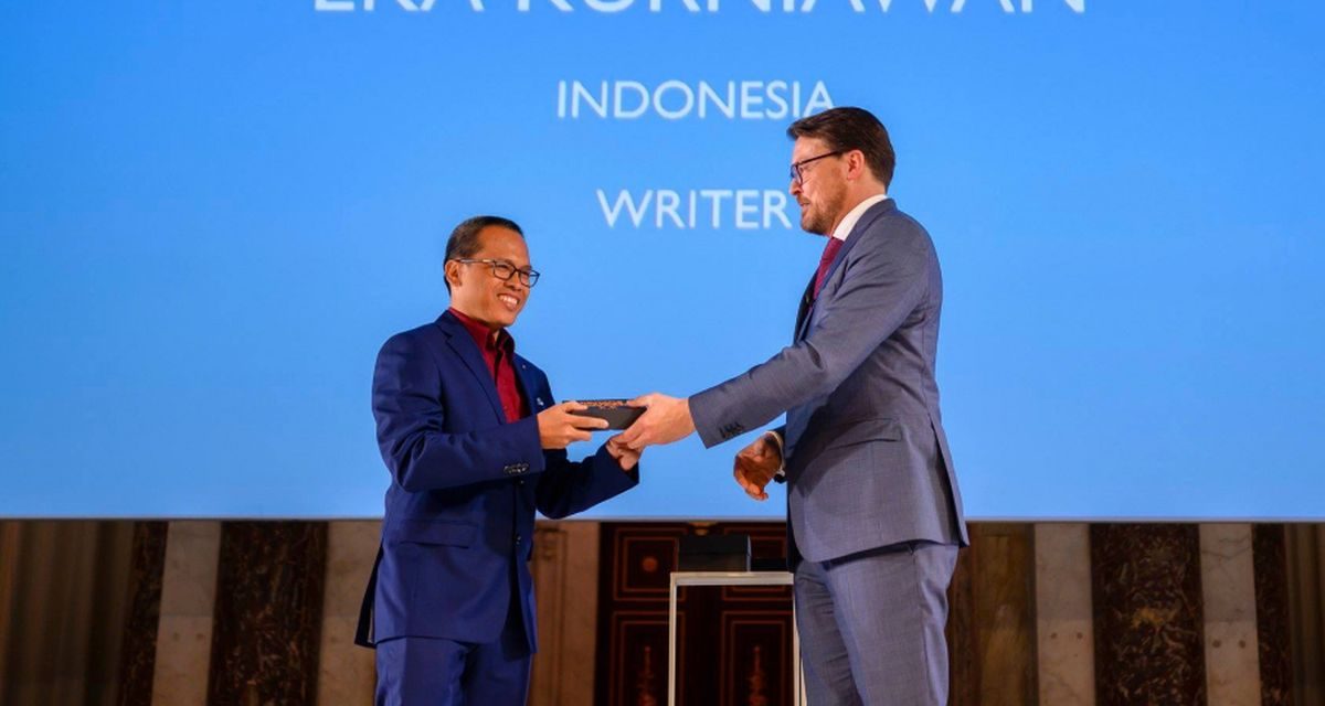 Eka Kurniawan Masuk Nominasi International Booker Prize