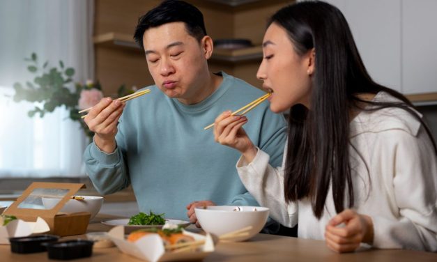 Manfaat Mengunyah Makanan 30 Kali Bagi Pencernaan