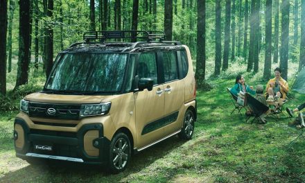 Daihatsu Tanto FunCross Hadirkan Fitur Slide Door Otomatis