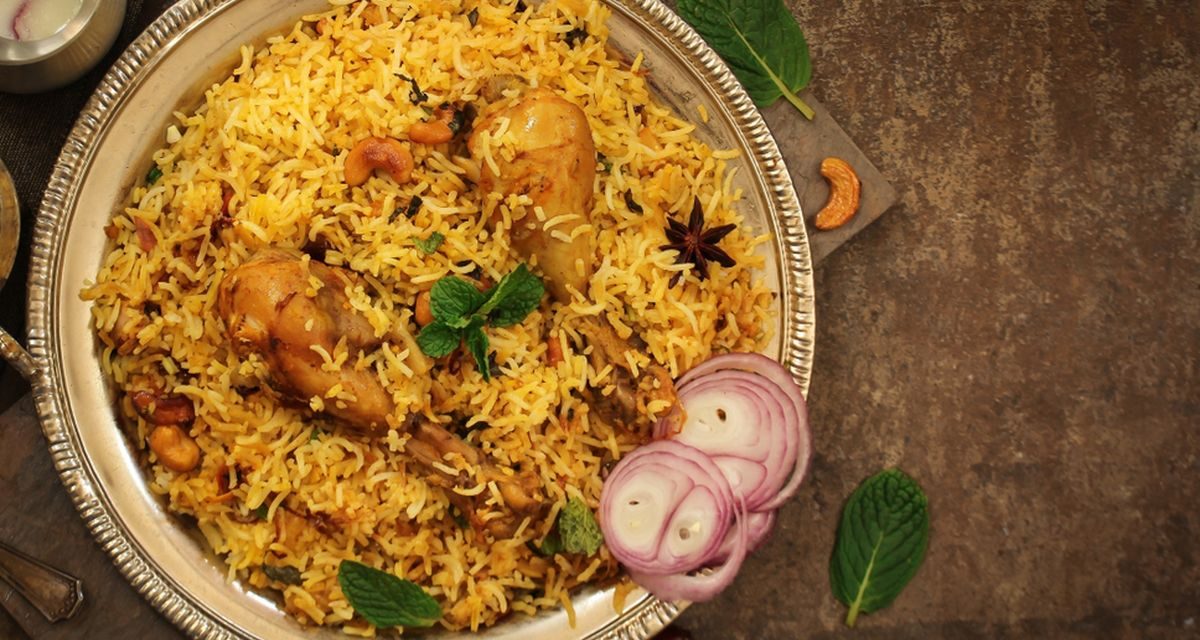 Machboos Khas Qatar: Nasi Basmati Rempah Dengan Domba