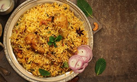 Machboos Khas Qatar: Nasi Basmati Rempah Dengan Domba