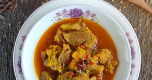 Gulai Bagar Bengkulu Daging Sapi Beraroma Kelapa Sangrai