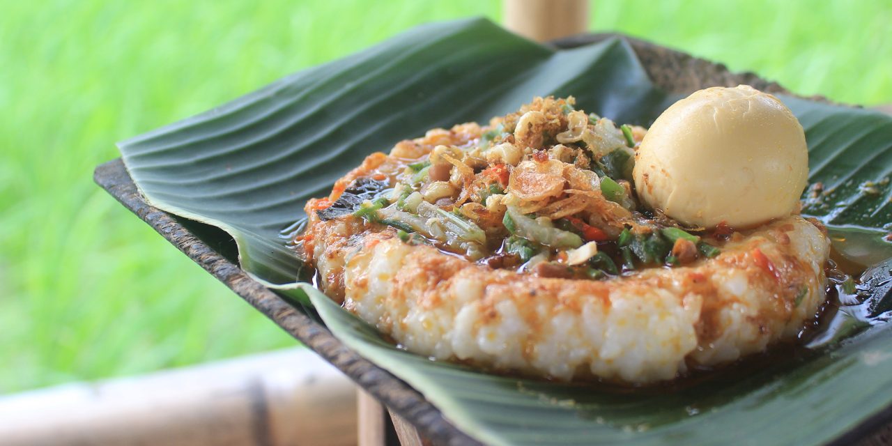 Kelezatan Nasi Tepeng Gianyar Berbalut Basa Genep