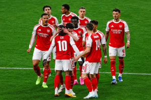 Arsenal Hadapi Tekanan Napoli Dalam Laga Pembuka Eropa