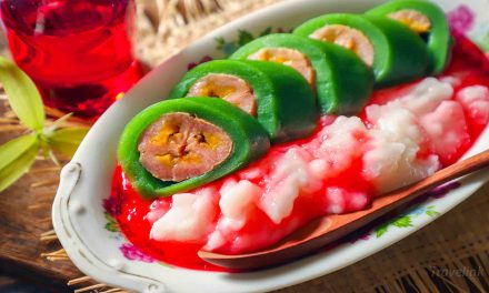 Sensasi Es Pisang Ijo Khas Makassar Pakai Bubur Sumsum Manis