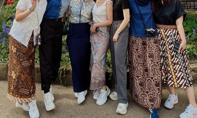 Fenomena Neo-Batik Streetwear Yang Viral Di Media Sosial
