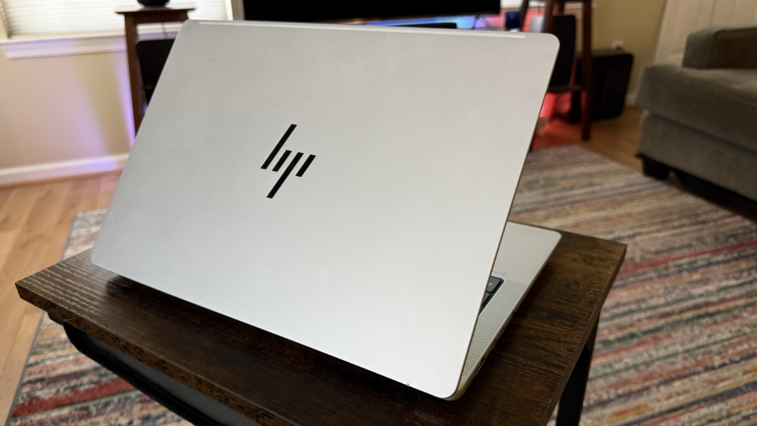 HP EliteBook X G1q Copilot+ PC Berbasis ARM Resmi Rilis