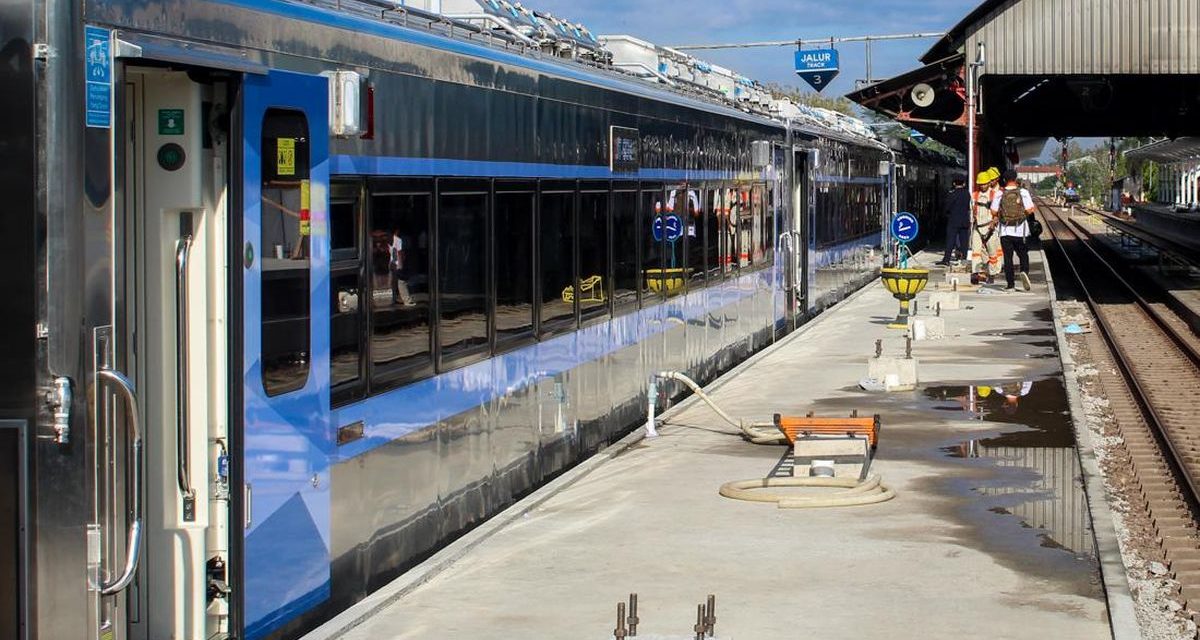 PT KAI Resmi Operasikan Kereta Ekonomi New Generation